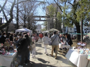 葛飾八幡宮「ニューボロイチ」で、素敵なものに出合い